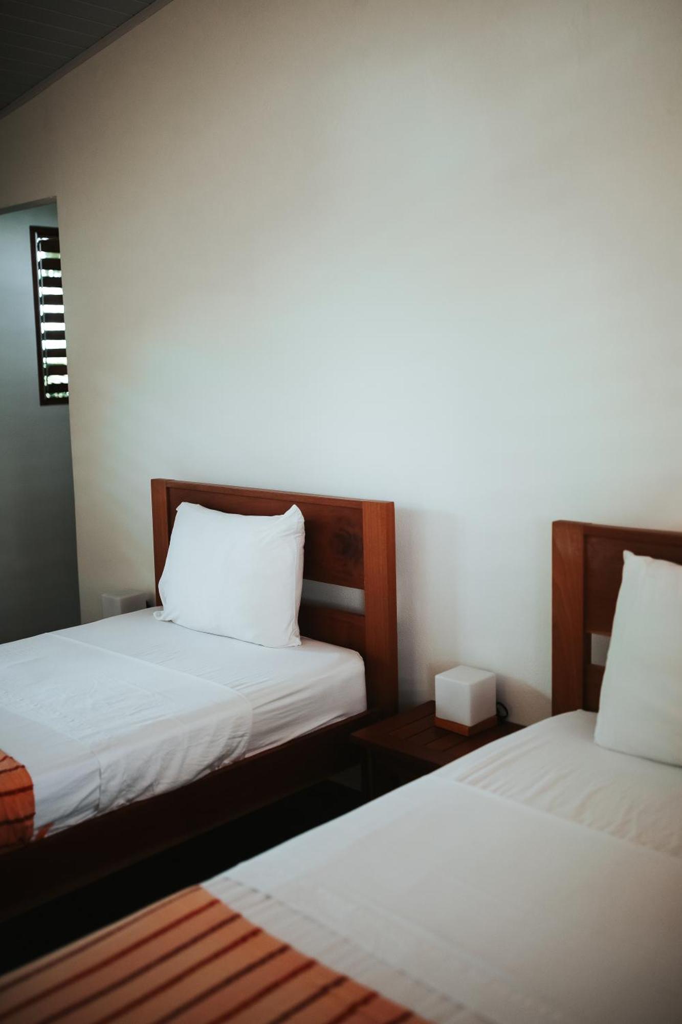 Salvatierra Beachfront Hotel Puerto Coyote Bilik gambar